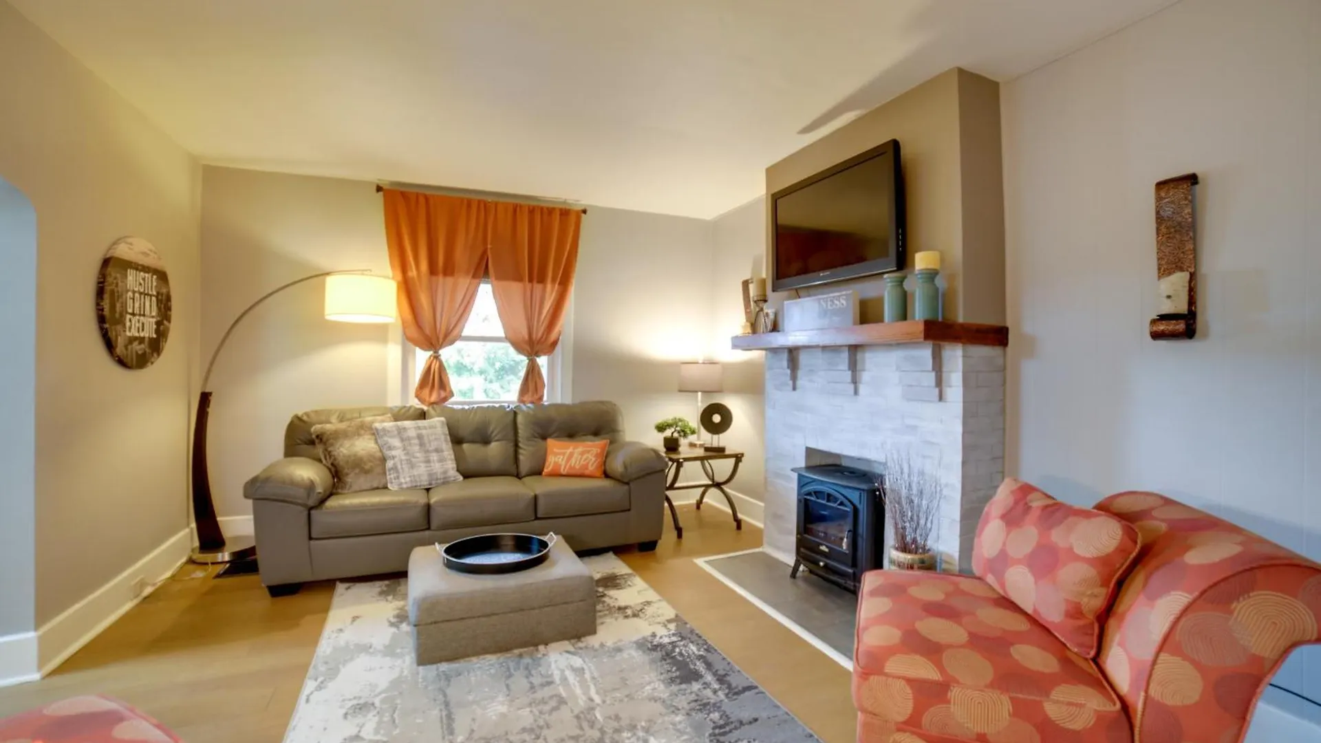 Сasa de vacaciones Pittsburgh Home With Private Yard 3 Mi To Dtwn!