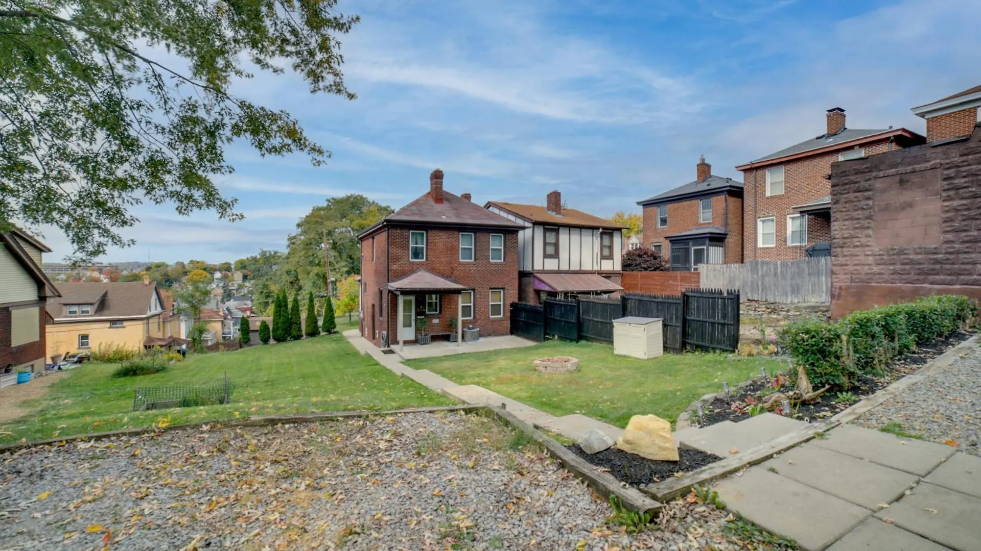 Pittsburgh Home With Private Yard 3 Mi To Dtwn! Estados Unidos